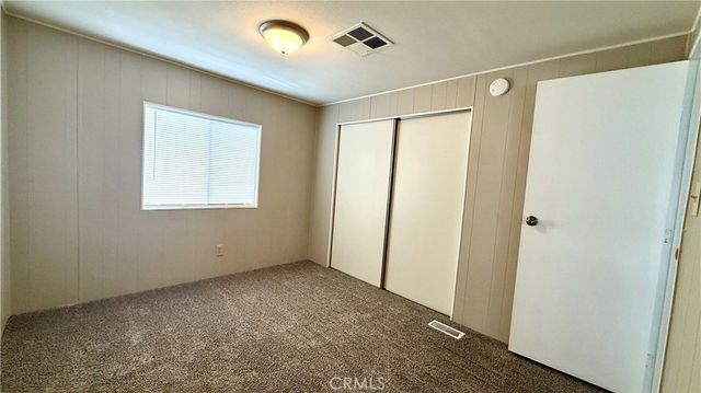 881 N Lake Street 69, Hemet, CA 92544