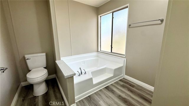 881 N Lake Street 69, Hemet, CA 92544