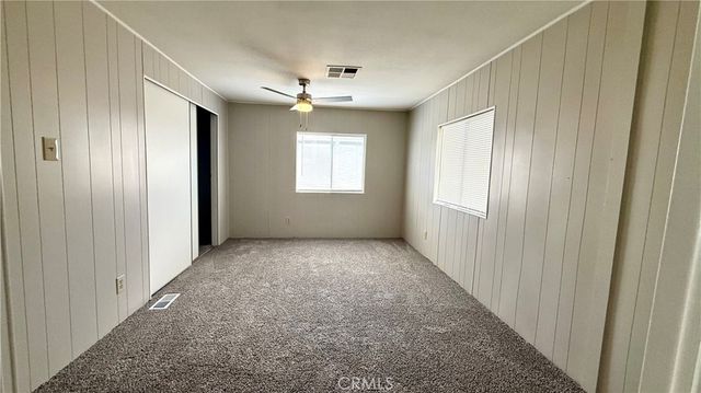 881 N Lake Street 69, Hemet, CA 92544