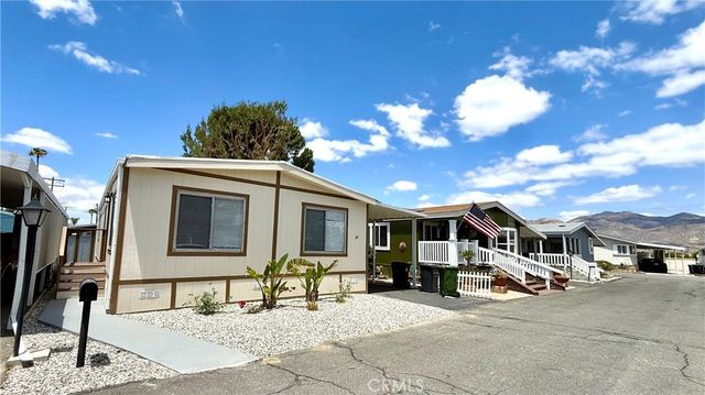 881 N Lake Street 69, Hemet, CA 92544