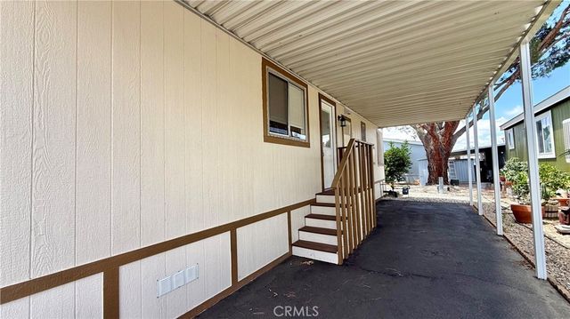 881 N Lake Street 69, Hemet, CA 92544