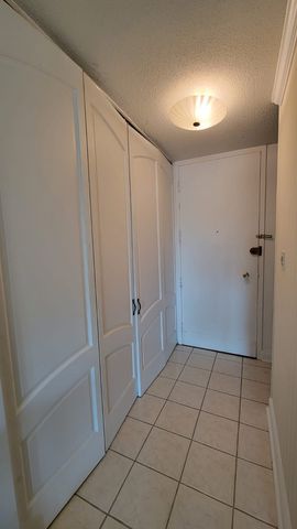 1340 N Dearborn Street 7D, Chicago, IL 60610