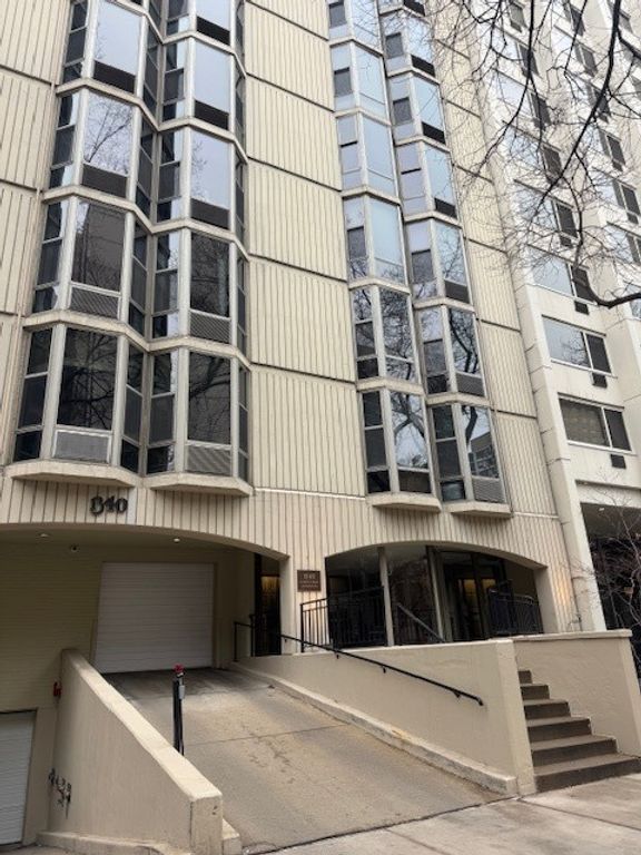 1340 N Dearborn Street 7D, Chicago, IL 60610