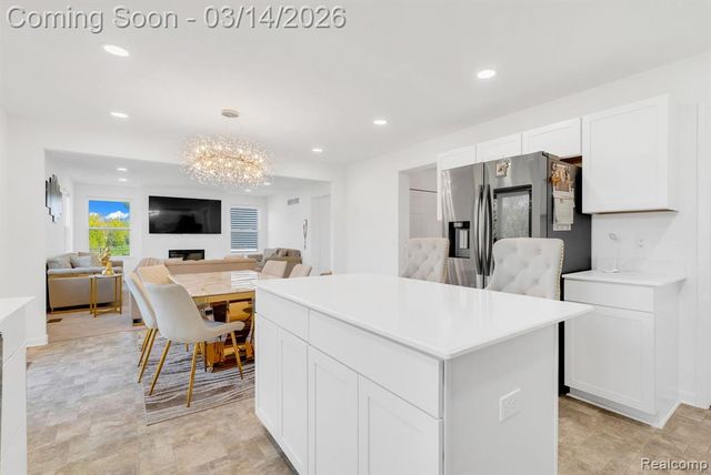 20641 Mendocino Drive, Clinton Township, MI 48038