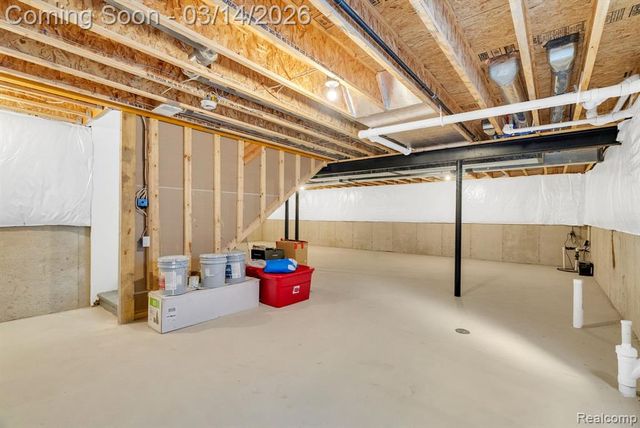 20641 Mendocino Drive, Clinton Township, MI 48038