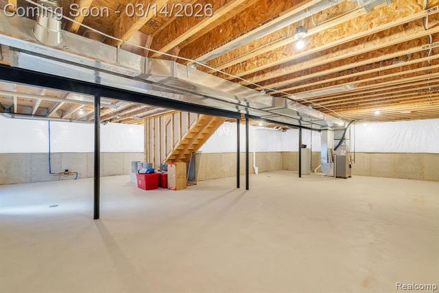 20641 Mendocino Drive, Clinton Township, MI 48038