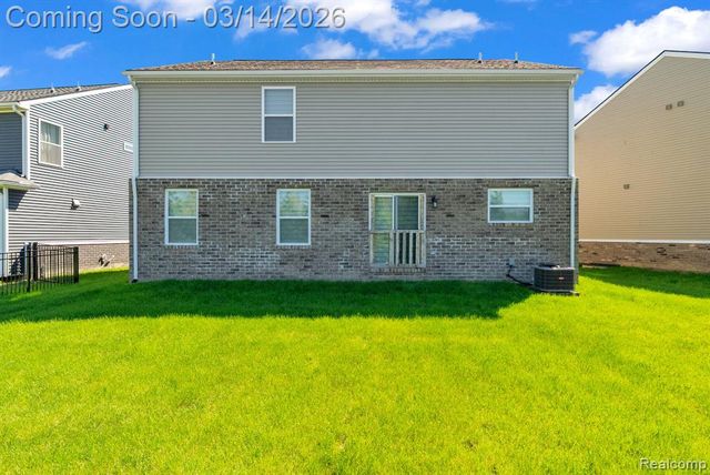 20641 Mendocino Drive, Clinton Township, MI 48038