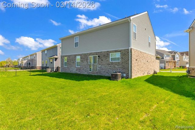 20641 Mendocino Drive, Clinton Township, MI 48038