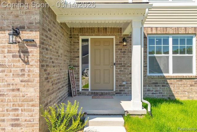 20641 Mendocino Drive, Clinton Township, MI 48038