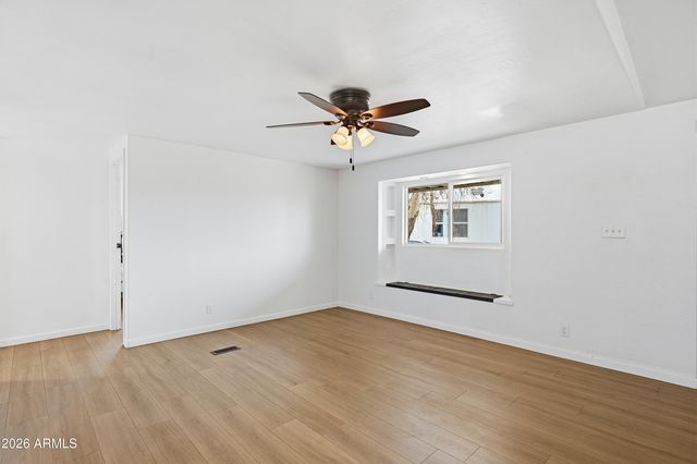 12721 W GREENWAY Road 11, El Mirage, AZ 85335