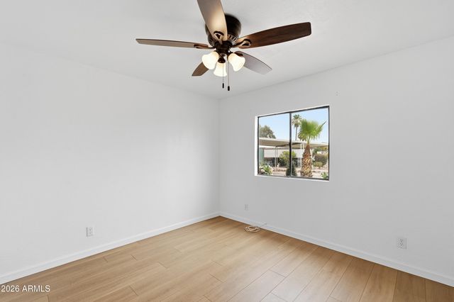 12721 W GREENWAY Road 11, El Mirage, AZ 85335