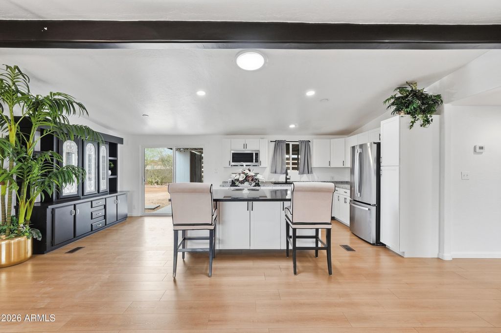 12721 W GREENWAY Road 11, El Mirage, AZ 85335