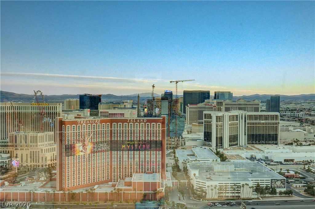 2000 North Fashion Show Drive 5002, Las Vegas, NV 89109 — photo 4