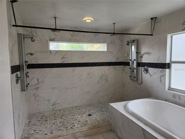 1926 MEADOWRIDGE DRIVE, Valrico, FL 33596