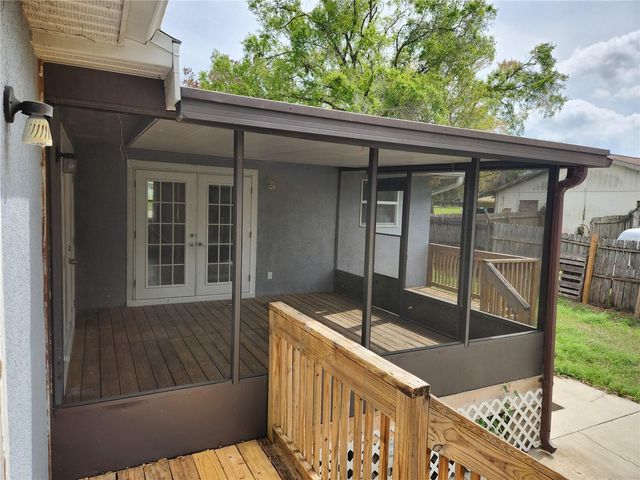 1926 MEADOWRIDGE DRIVE, Valrico, FL 33596