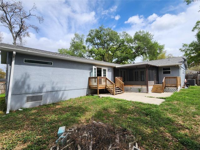 1926 MEADOWRIDGE DRIVE, Valrico, FL 33596