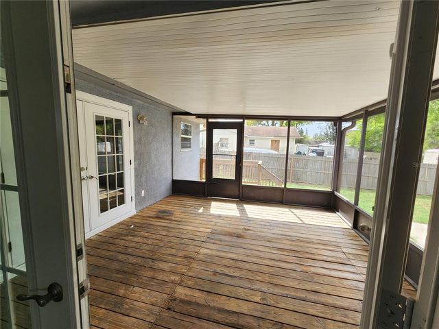 1926 MEADOWRIDGE DRIVE, Valrico, FL 33596