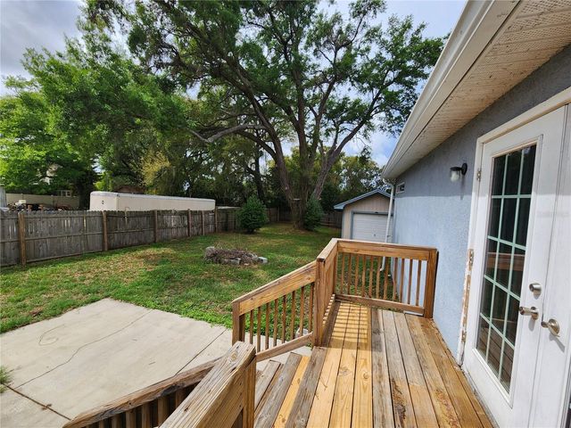 1926 MEADOWRIDGE DRIVE, Valrico, FL 33596