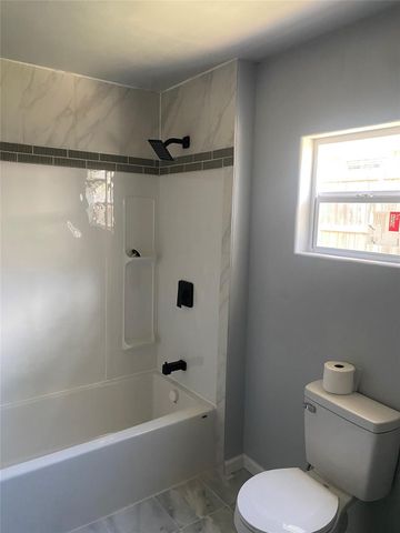 1206 Redbud Street, Little Elm, TX 75068