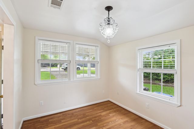 106 N Pine Street, Summerville, SC 29483