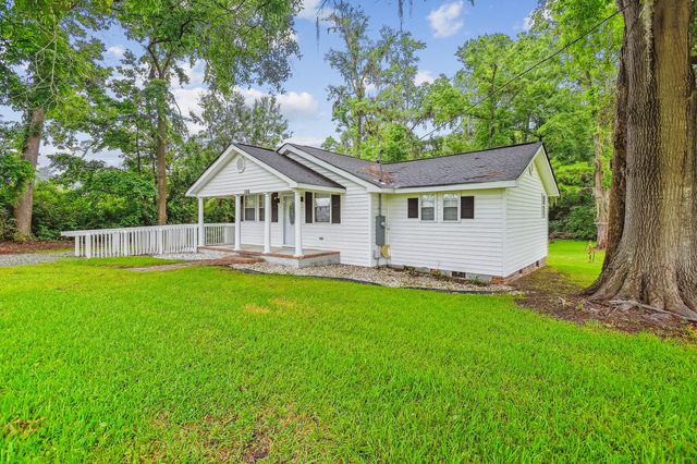 106 N Pine Street, Summerville, SC 29483