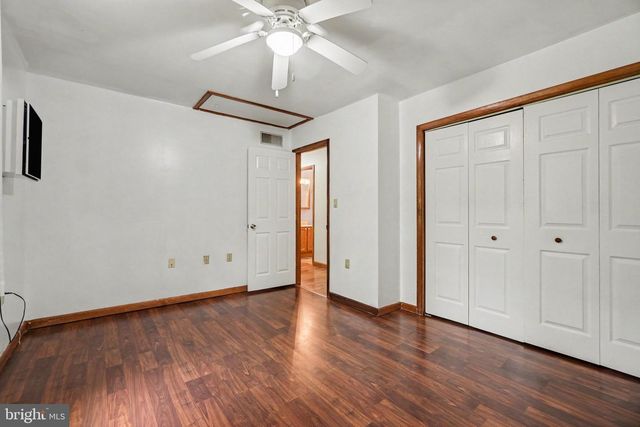 2656 ELLENDALE RD, Dauphin, PA 17018