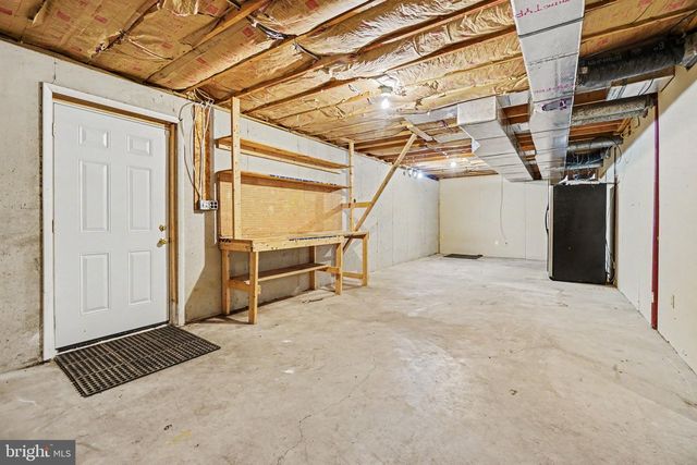 2656 ELLENDALE RD, Dauphin, PA 17018