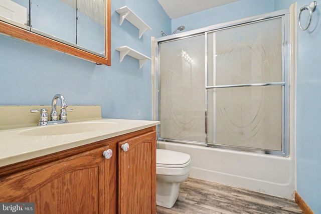 2656 ELLENDALE RD, Dauphin, PA 17018