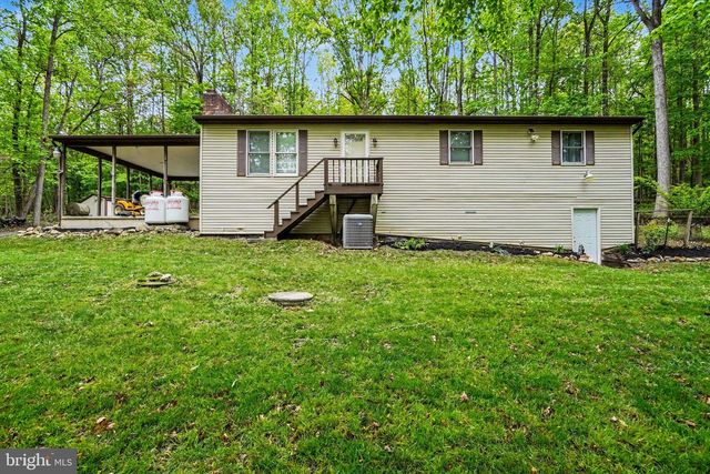 2656 ELLENDALE RD, Dauphin, PA 17018