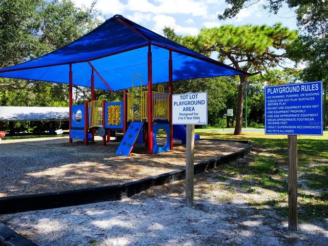 4734 DELMONTE AVENUE, Sarasota, FL 34235