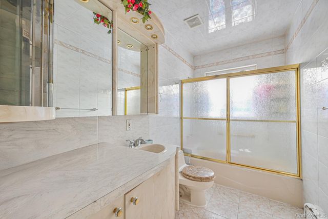 10201 62nd Road, Forest Hills, NY 11375