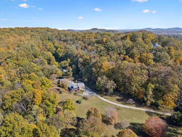 1125 Beechs Tavern Trail, Franklin, TN 37069