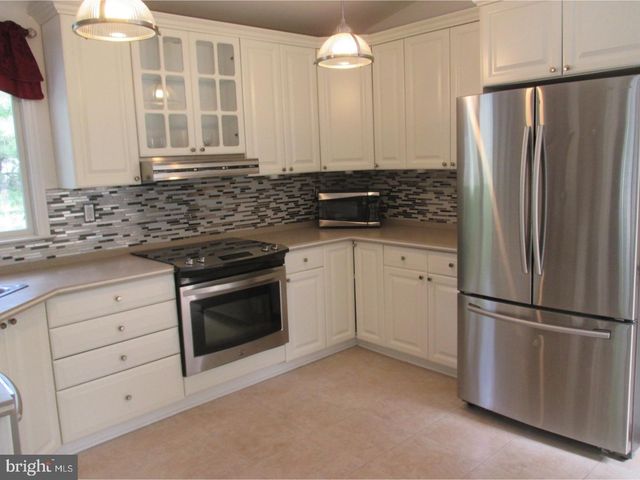 207 PINE ST, Turnersville, NJ 08012