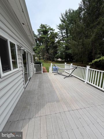 207 PINE ST, Turnersville, NJ 08012