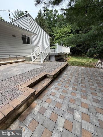 207 PINE ST, Turnersville, NJ 08012