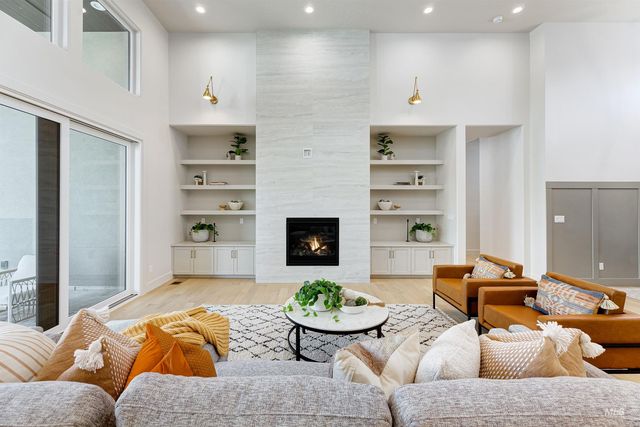 14227 N Hornbill Way, Boise, ID 83714