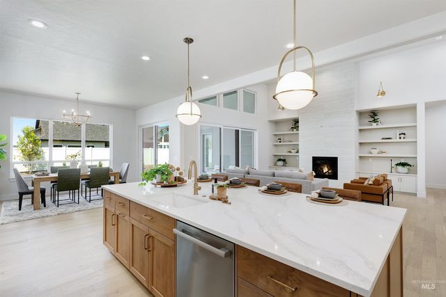 14227 N Hornbill Way, Boise, ID 83714