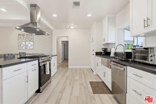 9209 Paramount Boulevard, Downey, CA 90240