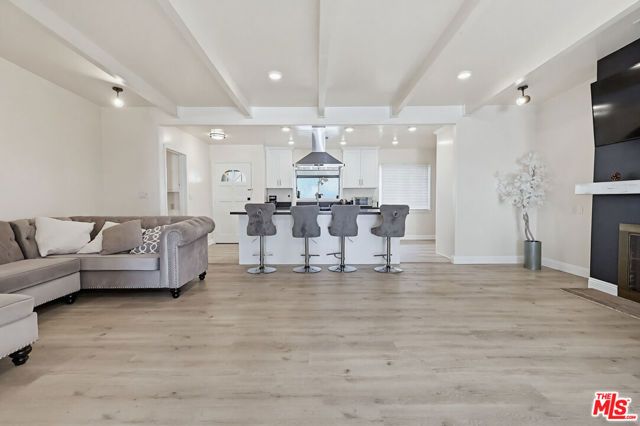 9209 Paramount Boulevard, Downey, CA 90240