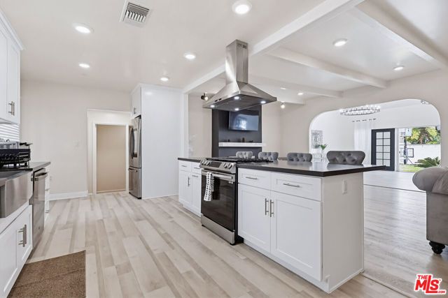 9209 Paramount Boulevard, Downey, CA 90240