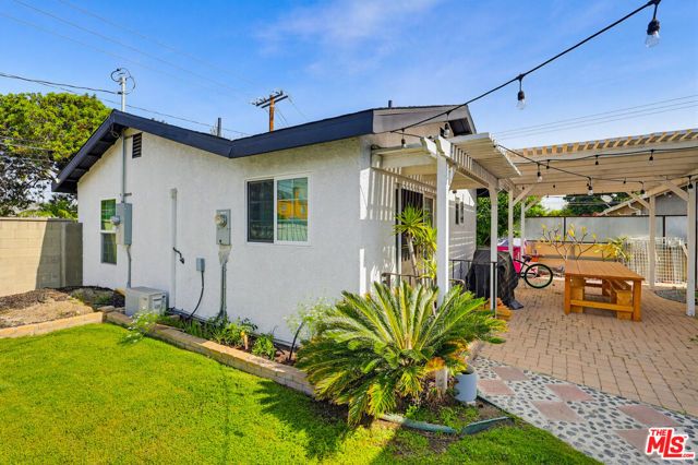 9209 Paramount Boulevard, Downey, CA 90240