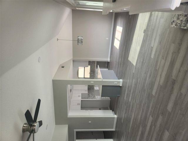 108 Cottonwood DR, Hutto, TX 78634