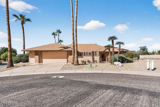 21610 N SUNGLOW Drive, Sun City West, AZ 85375