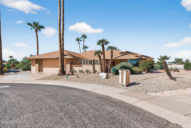 21610 N SUNGLOW Drive, Sun City West, AZ 85375