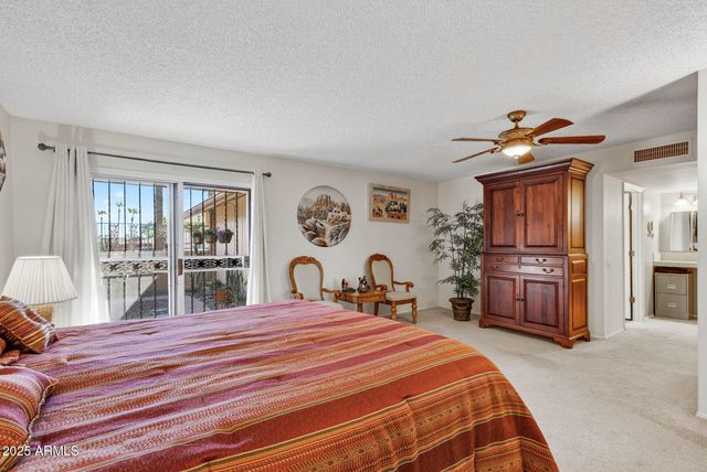 21610 N SUNGLOW Drive, Sun City West, AZ 85375