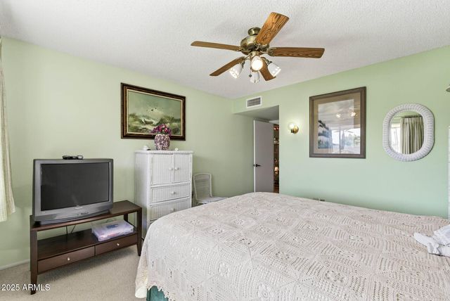 21610 N SUNGLOW Drive, Sun City West, AZ 85375