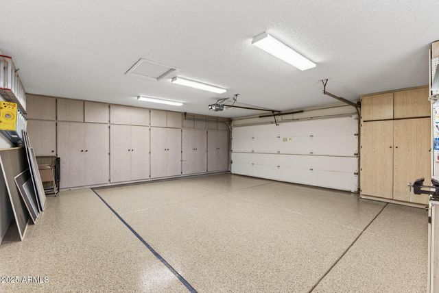 21610 N SUNGLOW Drive, Sun City West, AZ 85375