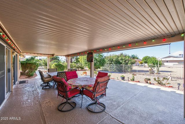 21610 N SUNGLOW Drive, Sun City West, AZ 85375