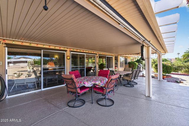 21610 N SUNGLOW Drive, Sun City West, AZ 85375