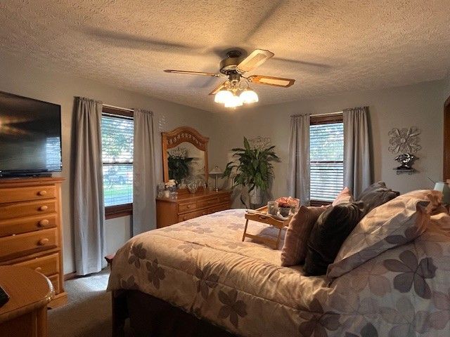222 Victor Reiter Pkwy, Portland, TN 37148